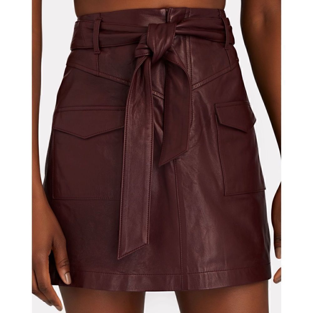INTERMIX Lamb Leather GARNET LEATHER MINI SKIRT in burgundy Size 6 / No Belt
